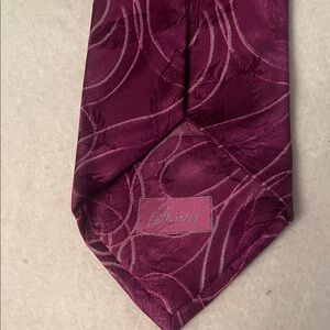 Brioni Deep Pink Patterned Tie